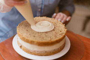 The Ultimate Guide to DIY Cake Decorating